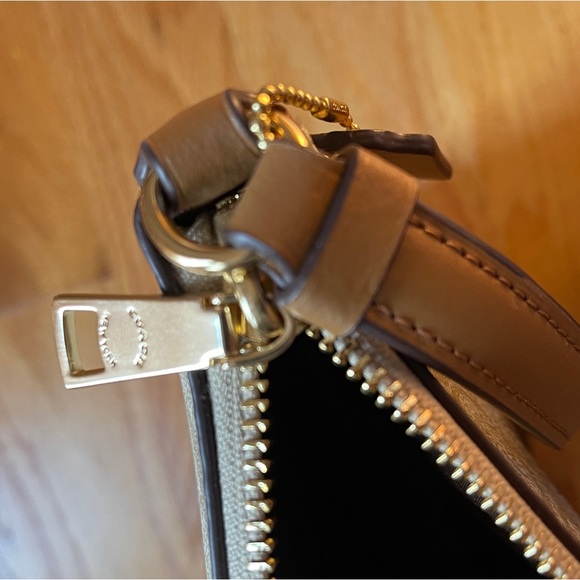 Coach Rowan File bag - light tan/cream signature canvas - Picture 10 of 12